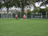 Laatste training S.K.N.W.K. JO19-1 van donderdag 30 mei 2024 (24/136)